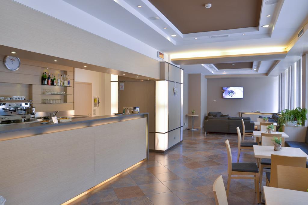 Vital Hotel Flora Comano Terme Esterno foto