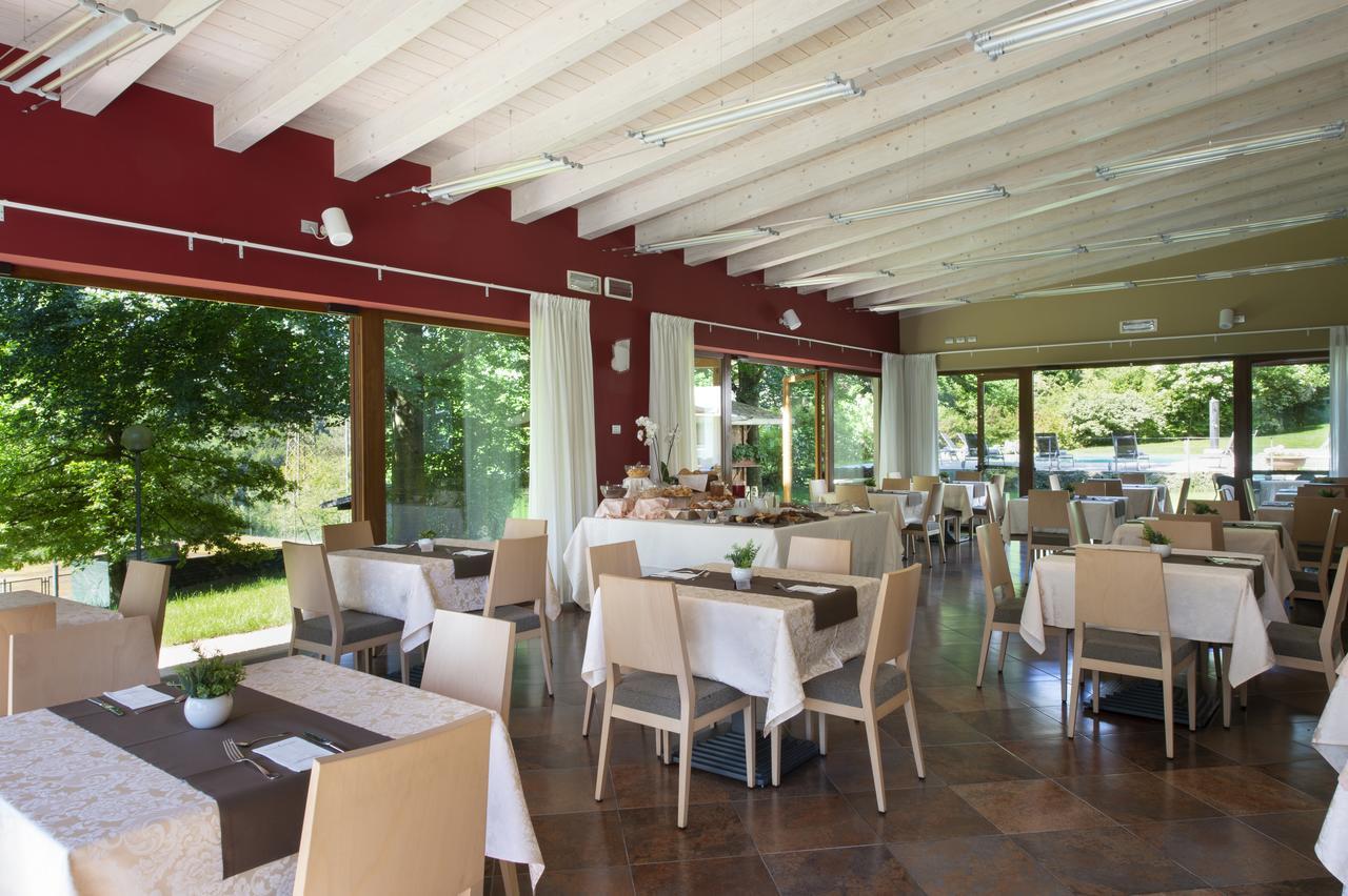 Vital Hotel Flora Comano Terme Esterno foto